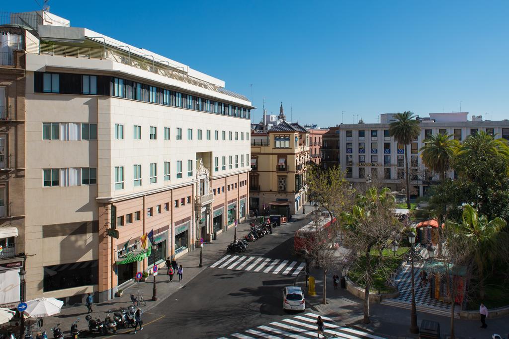 Hotel Derby Sevilla Eksteriør bilde